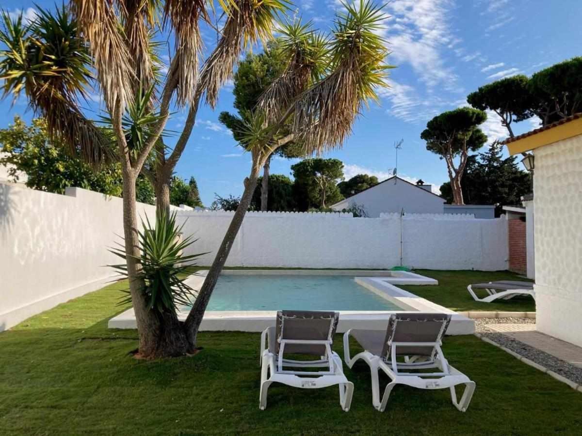 Barbara Con Gran Piscina Y Jacuzzi Ferienhaus